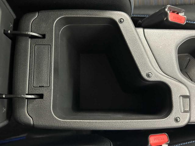 リーフ Ｇ　ワンオーナー／禁煙車／インテリジェントエマージェンシーブレーキ／プロパイロット／クルコン／アラウンドビューモニタ／デジタルインナーミラー／シートヒータ／ＵＳＢ／Ｂｌｕｅｔｏｏｔｈ／スマートキー（22枚目）