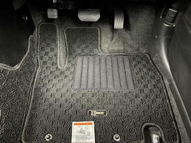 クロスビー ハイブリッドＭＺ　ワンオーナー／禁煙車／ＥＴＣ／ツートンカラー／シートヒーター／前後ドラレコ／クリアランスソナー／フルセグＴＶ／Ｂｌｕｅｔｏｏｔｈ接続／オールシーズンタイヤ（12枚目）