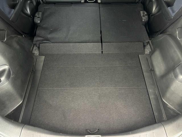 フィット Ｇスマートセレクション　ワンオーナー　禁煙車　バックカメラ　前後ドラレコ　整備記録簿５枚　ワンセグＴＶ　ＥＴＣ　ＨＩＤヘッドランプ（12枚目）