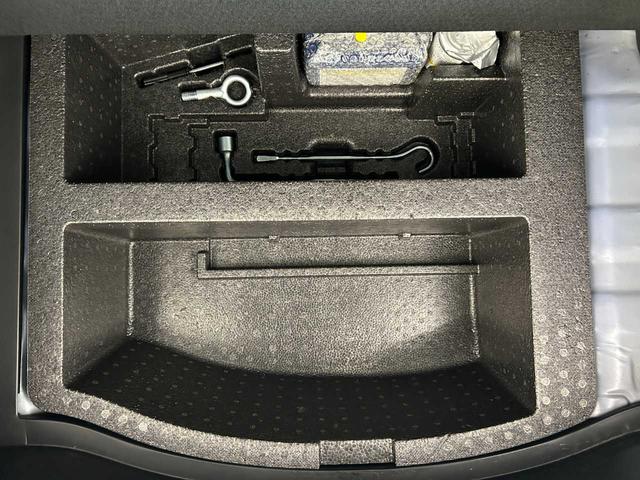 フィット Ｇスマートセレクション　ワンオーナー　禁煙車　バックカメラ　前後ドラレコ　整備記録簿５枚　ワンセグＴＶ　ＥＴＣ　ＨＩＤヘッドランプ（24枚目）