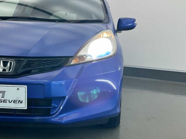 フィット Ｇスマートセレクション　ワンオーナー　禁煙車　バックカメラ　前後ドラレコ　整備記録簿５枚　ワンセグＴＶ　ＥＴＣ　ＨＩＤヘッドランプ（33枚目）
