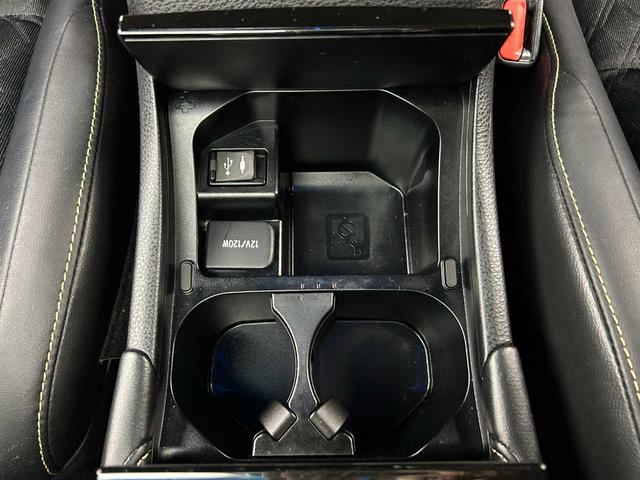 ハリアー エレガンス　禁煙車／ＥＴＣ／ＴＲＤエアロ・マフラー／パワーシート／Ｂｌｕｅｔｏｏｔｈ／ＵＳＢポート／ダブルエアコン／フルセグ（13枚目）