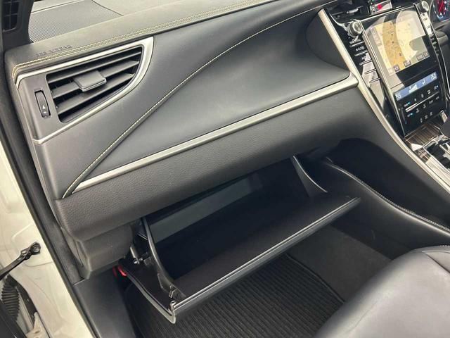 ハリアー エレガンス　禁煙車／ＥＴＣ／ＴＲＤエアロ・マフラー／パワーシート／Ｂｌｕｅｔｏｏｔｈ／ＵＳＢポート／ダブルエアコン／フルセグ（14枚目）