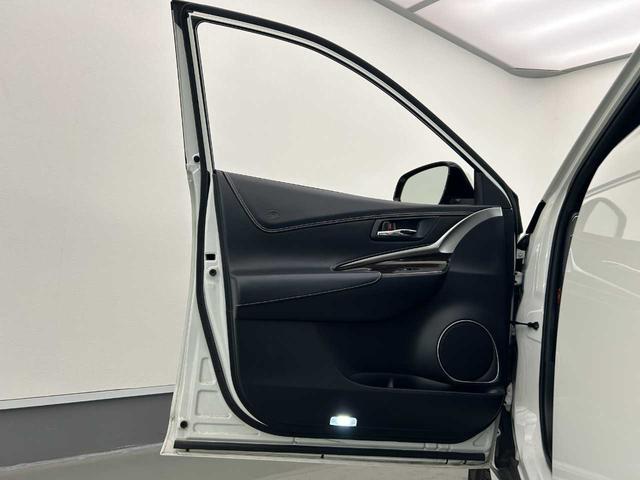 ハリアー エレガンス　禁煙車／ＥＴＣ／ＴＲＤエアロ・マフラー／パワーシート／Ｂｌｕｅｔｏｏｔｈ／ＵＳＢポート／ダブルエアコン／フルセグ（27枚目）