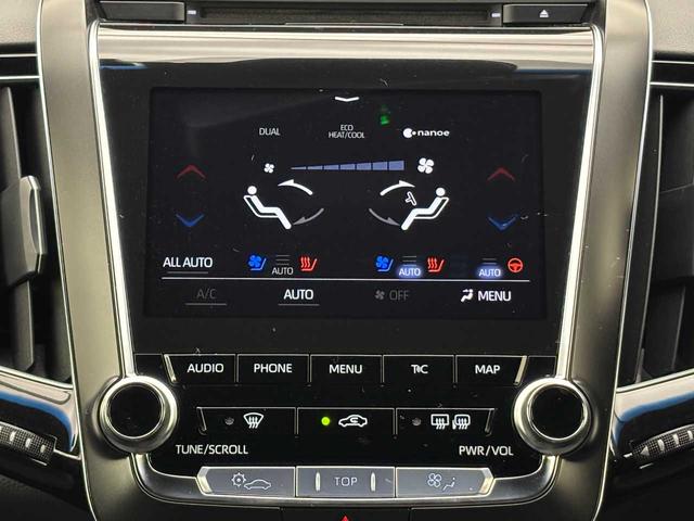 クラウンハイブリッド ＲＳアドバンス　セーフティーセンス／サンルーフ／黒革シート／三眼ヘッドライト／モデリスタ１９インチアルミ／ヘッドアップディスプレ／ブラインドスポットモニタ／サイド＆カーテンエアバック／純正ナビ／フルセグＴＶ／ＥＴＣ（7枚目）