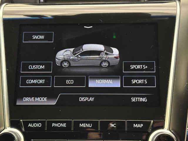 クラウンハイブリッド ＲＳアドバンス　セーフティーセンス／サンルーフ／黒革シート／三眼ヘッドライト／モデリスタ１９インチアルミ／ヘッドアップディスプレ／ブラインドスポットモニタ／サイド＆カーテンエアバック／純正ナビ／フルセグＴＶ／ＥＴＣ（8枚目）