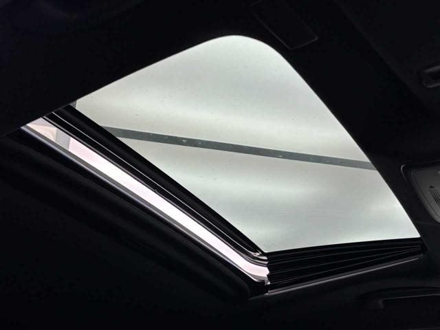 クラウンハイブリッド ＲＳアドバンス　セーフティーセンス／サンルーフ／黒革シート／三眼ヘッドライト／モデリスタ１９インチアルミ／ヘッドアップディスプレ／ブラインドスポットモニタ／サイド＆カーテンエアバック／純正ナビ／フルセグＴＶ／ＥＴＣ（24枚目）