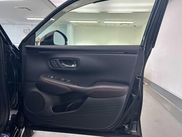 ZR-V e:HEV Z 4WD/ワンオーナー/ホンダセンシング/本革シート/パワーシート/シートヒーター/BOSEプレミアムサウンド/パワーバックドア/LEDヘッドライト/純正ナビ/フルセグTV/Bluetooth/全周囲カ(19枚目)