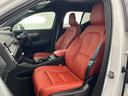 ＸＣ４０ Ｔ４　ＡＷＤ　インスクリプション　コンビニエンスパッケージ　ワンオーナー　禁煙車　赤革シート　ハンズフリーパワーバックドア　ハーマンカードン　全方位モニター　前後ドラレコ　シートヒーター　ステアリングヒーター　置くだけ充電　ＢＴ接続（4枚目）
