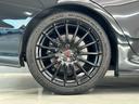 外観にマッチしたアルミホイールを装着しております。