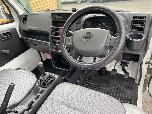 ＮＴ１００クリッパートラック ＤＸ　５ＭＴ・タイヤＲ７．９に新品交換済・ＥＴＣ・走行距離２８０００ｋｍ！（12枚目）