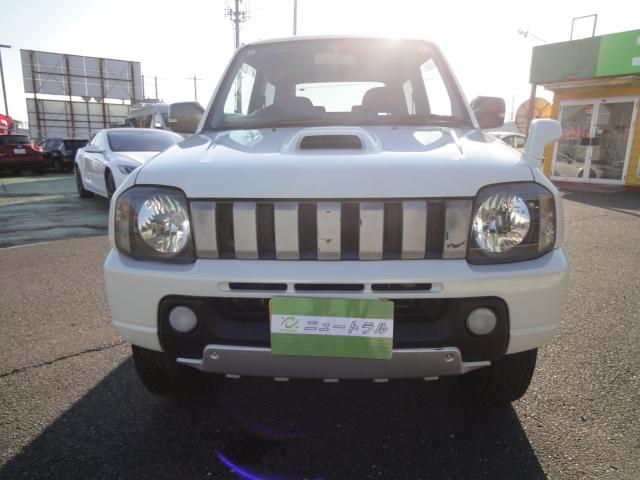 ジムニー FISフリースタイルワールドカップリミテッド パートタイム4WD・インタークーラーターボ・純正アルミ・CD/MD・AM/FMラジオ・フォグライト・シートヒーター・ミラーヒーター・電動格納ミラー・キーレスエントリー(2枚目)