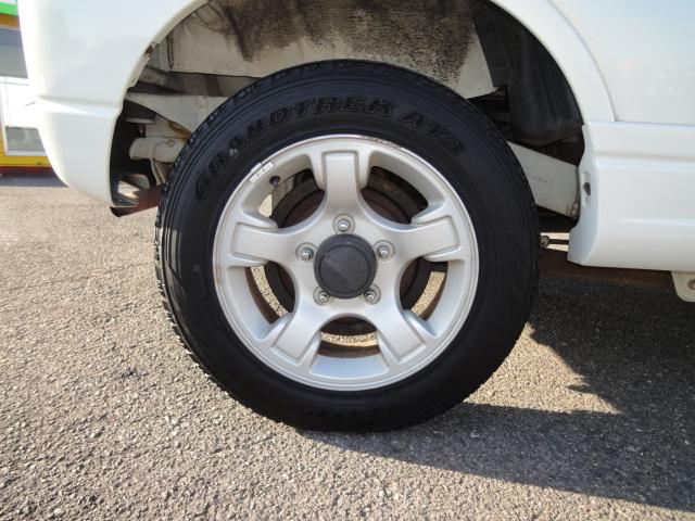 ジムニー FISフリースタイルワールドカップリミテッド パートタイム4WD・インタークーラーターボ・純正アルミ・CD/MD・AM/FMラジオ・フォグライト・シートヒーター・ミラーヒーター・電動格納ミラー・キーレスエントリー(39枚目)