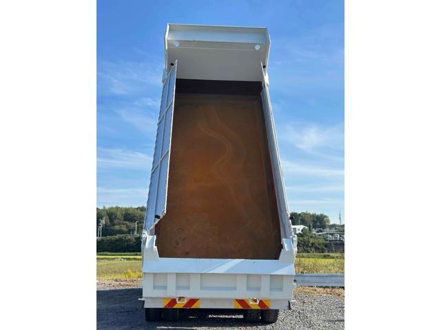 ISUZU GIGA BASEGRADE