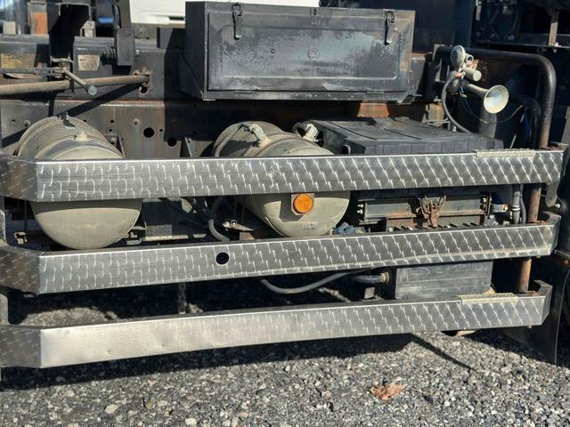 ISUZU GIGA BASEGRADE