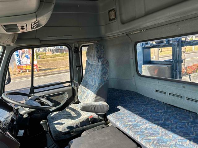 この度は当店のお車をご覧になっていただき、誠にありがとうございます。ぜひじっくりとご検討下さい。気軽にお問合せ・お見積りお待ちしております。