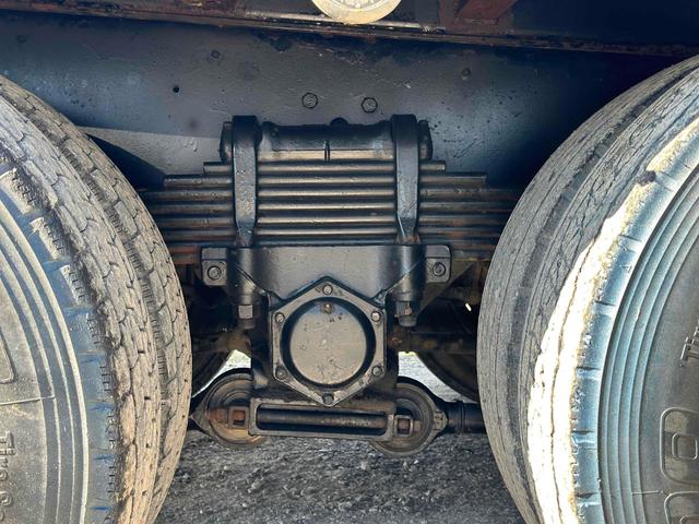 ご覧いただきありがとうございます♪気になったお車がありましたらお気軽にお電話をください♪