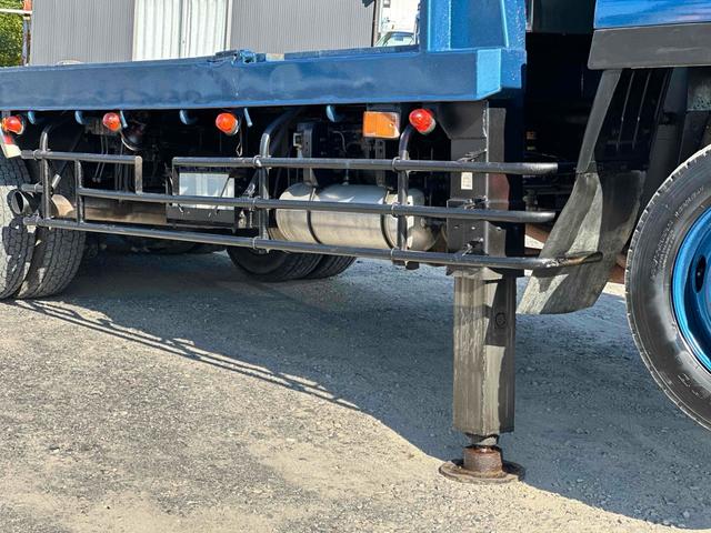 この度は当店のお車をご覧になっていただき、誠にありがとうございます。ぜひじっくりとご検討下さい。気軽にお問合せ・お見積りお待ちしております。