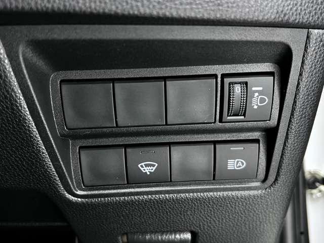 X ナビ ドライブコーダー プッシュスタートエンジン 横滑り防止機能 クルーズコントロール 4WD メモリーナビ バックカメラ 衝突防止システム Bluetooth接続 スマートキー 盗難防止システム(16枚目)