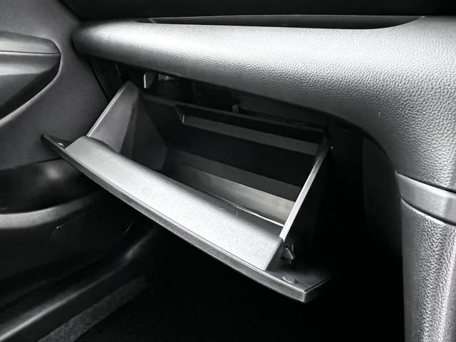 X ナビ ドライブコーダー プッシュスタートエンジン 横滑り防止機能 クルーズコントロール 4WD メモリーナビ バックカメラ 衝突防止システム Bluetooth接続 スマートキー 盗難防止システム(18枚目)