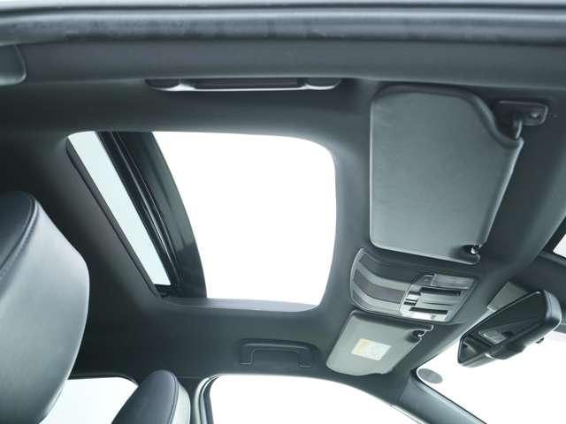 エクリプスクロス ブラックエディション マルチアラウンドモニター 電動サンルーフ&ルーフレール 純正8インチスマホ連携ナビ 純正ブラックアルミホイール ヘッドアップディスプレイ(5枚目)