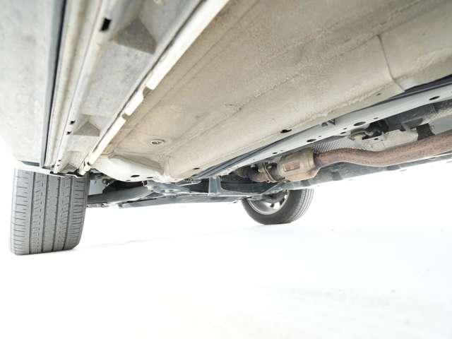 エクリプスクロス ブラックエディション マルチアラウンドモニター 電動サンルーフ&ルーフレール 純正8インチスマホ連携ナビ 純正ブラックアルミホイール ヘッドアップディスプレイ(30枚目)