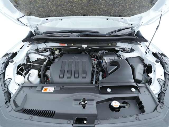 エクリプスクロス ブラックエディション マルチアラウンドモニター 電動サンルーフ&ルーフレール 純正8インチスマホ連携ナビ 純正ブラックアルミホイール ヘッドアップディスプレイ(31枚目)