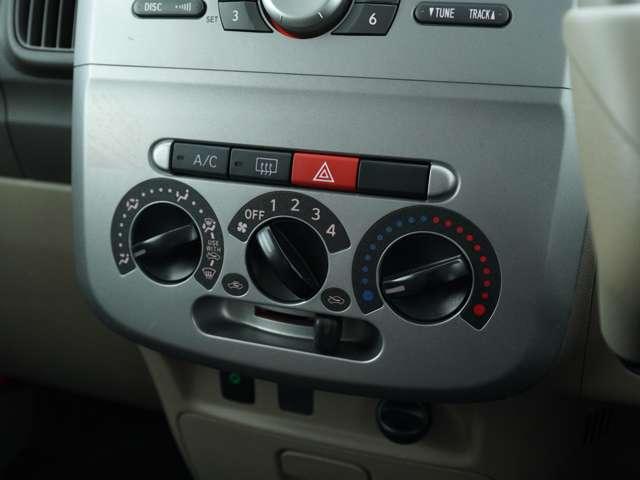 タント L CDオーディオ 助手席側ピラーレス仕様 キーレスキー アイドリングストップ ベンチシート 助手席側スライドドア(16枚目)