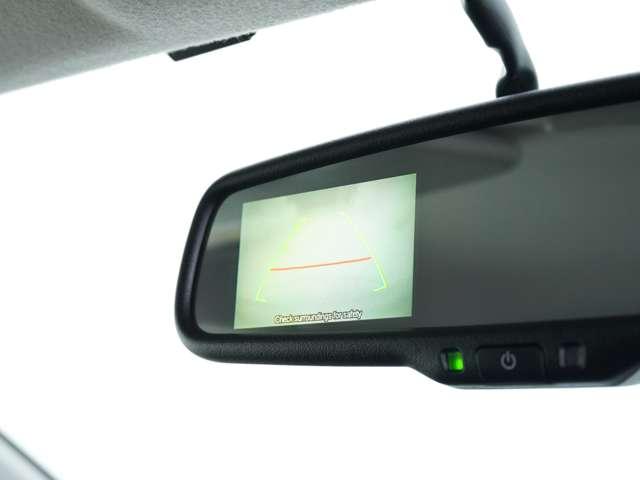 ｅＫカスタム Ｇ　バックカメラ　純正エンジンスターター　夏冬タイヤセット有　運転席シートヒーター　アイドリングストップ　ベンチシート　タッチパネル式エアコン　防錆塗装歴有（4枚目）