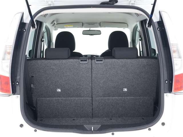 ｅＫカスタム Ｇ　バックカメラ　純正エンジンスターター　夏冬タイヤセット有　運転席シートヒーター　アイドリングストップ　ベンチシート　タッチパネル式エアコン　防錆塗装歴有（9枚目）