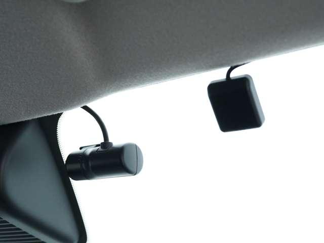 デリカミニ T プレミアム 純正9型ナビ バンパーガード(DANSHAQ) マッドフラップ エクステリアパッケージ エンジンフードエンブレム ETC ルーフレール 両側電動スライドドア ドライブレコーダー 純正エンジンスターター(9枚目)