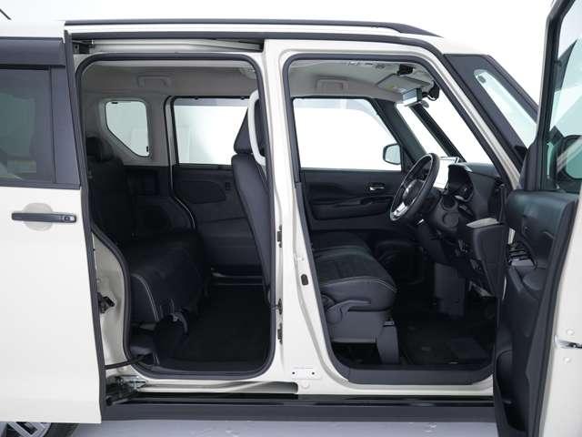 デリカミニ T プレミアム 純正9型ナビ バンパーガード(DANSHAQ) マッドフラップ エクステリアパッケージ エンジンフードエンブレム ETC ルーフレール 両側電動スライドドア ドライブレコーダー 純正エンジンスターター(21枚目)