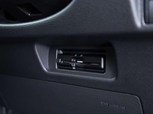 デリカミニ T プレミアム 純正9型ナビ バンパーガード(DANSHAQ) マッドフラップ エクステリアパッケージ エンジンフードエンブレム ETC ルーフレール 両側電動スライドドア ドライブレコーダー 純正エンジンスターター(23枚目)