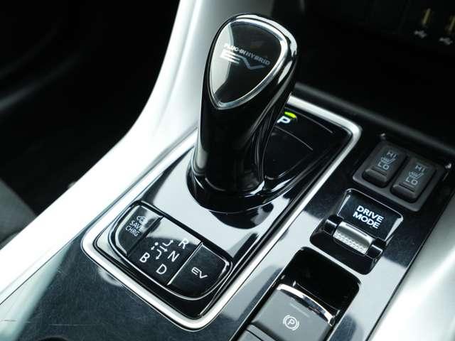 �V�t�g���o�[�͌y�߂̗͂ň��������o����d���V�t�g���̗p�I�d���p�[�L���O�u���[�L�ƃu���[�L�̃I�[�g�z�[���h�@�\�����ځI�^�]�ȂƏ���Ȃ̗����ɃV�[�g�q�[�^�[���������܂��I