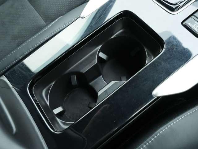 �^�]�ȂƏ���Ȃ̊Ԃɂ̓h�����N�z���_�[�����������܂��I�傫�߂Ȃ̂ŁA��������Ƃ��Ă����p���邱�Ƃ��\�I