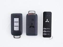 ���ޡ��ȥ������������󥸥󥹥�����������°���Хå���ݥ��åȤ����줿�ޤޡ���ξ�Υ��å����Ĥ䥨�󥸥�Υ������Ȥ�Ԥ��뤿�ᡢ�����νФ�����μ�֤⤢��ޤ��� 5