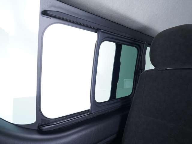 ハイエースワゴン グランドキャビン　ナビ　バックカメラ　ドライブレコーダー　ＥＴＣ　後席電動スライドドア　横滑り防止装置　衝突被害軽減ブレーキ（23枚目）