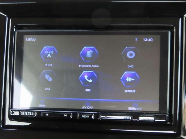 �i�r���j���[���a�����������������@�\���t���Ă��܂��̂ŃX�}�z���q���ĉ��y�𒮂����Ƃ��ł��܂���