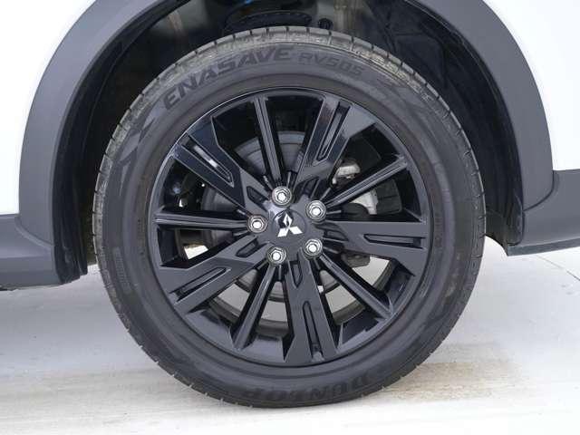 エクリプスクロス ブラックエディション 電動サンルーフ&ルーフレール 純正スマホ連携8インチナビ マルチアラウンドモニター 電動リアゲート ヘッドアップディスプレイ ハーフレザーシート(18枚目)