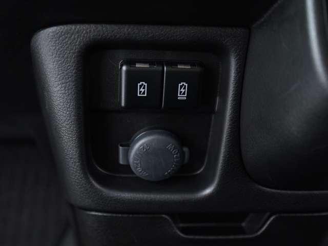 �A�N�Z�T���[�\�P�b�g���ځI�J�[�p�i�̓d���Ƃ��ė��p���邱�Ƃ��o���܂��I