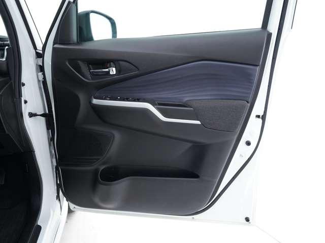 �h�A�����ɂ����[�X�y�[�X��������Ă���܂��I������Ƃ��������ł���΂�����ɓ���Ēu�����Ƃ��\�ł��I