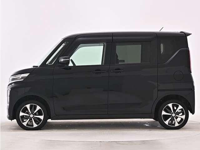 ｅＫクロススペース Ｔ　プラスエディション　ＣＤオーディオ　マルチアラウンドモニター　両側電動スライドドア　ハンズフリーオートスライドドア　ベンチシート　シートヒーター（3枚目）