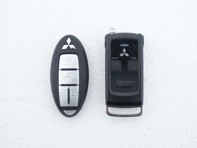 ｅＫクロススペース Ｔ　プラスエディション　ＣＤオーディオ　マルチアラウンドモニター　両側電動スライドドア　ハンズフリーオートスライドドア　ベンチシート　シートヒーター（6枚目）