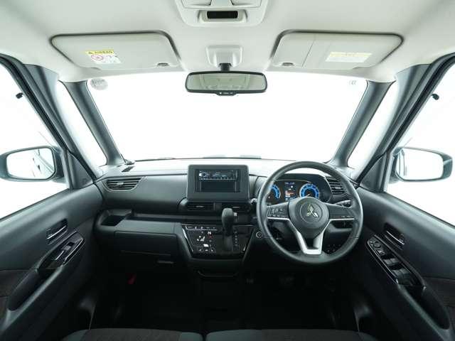 ｅＫクロススペース Ｔ　プラスエディション　ＣＤオーディオ　マルチアラウンドモニター　両側電動スライドドア　ハンズフリーオートスライドドア　ベンチシート　シートヒーター（7枚目）