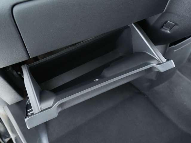 ｅＫクロススペース Ｔ　プラスエディション　ＣＤオーディオ　マルチアラウンドモニター　両側電動スライドドア　ハンズフリーオートスライドドア　ベンチシート　シートヒーター（21枚目）