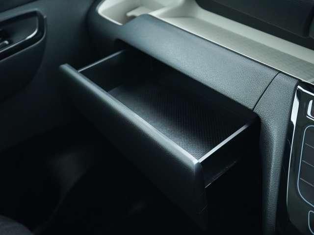 デリカミニ Ｔ　プレミアム　バンパーガード（ＤＡＮＳＨＡＱ）　アダプティブＬＥＤヘッドライト　１１型ディスプレイオーディオ　純正エンジンスターター　両側電動スライドドア　ＥＴＣ　マイパイロット　撥水シート　ワンオーナー（24枚目）