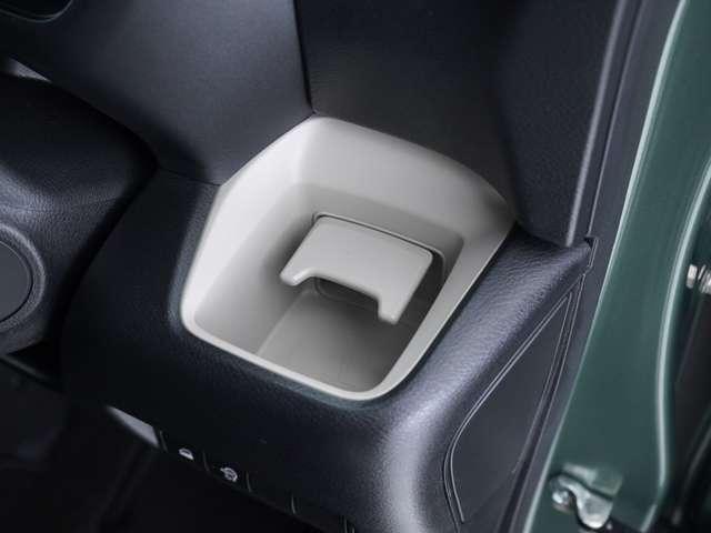 デリカミニ Ｔ　プレミアム　バンパーガード（ＤＡＮＳＨＡＱ）　アダプティブＬＥＤヘッドライト　１１型ディスプレイオーディオ　純正エンジンスターター　両側電動スライドドア　ＥＴＣ　マイパイロット　撥水シート　ワンオーナー（26枚目）