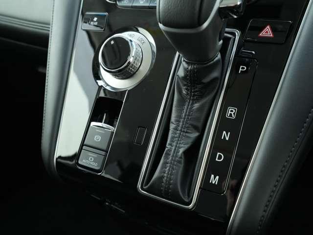 デリカＤ：５ Ｐ　純正１０．１型ナビ　両側電動スライドドア　ドライブレコーダー　ＥＴＣ　電動シート　電動リアゲート　シートヒーター　パドルシフト　ハンドルヒーター　アダプティブクルーズコントロール（26枚目）