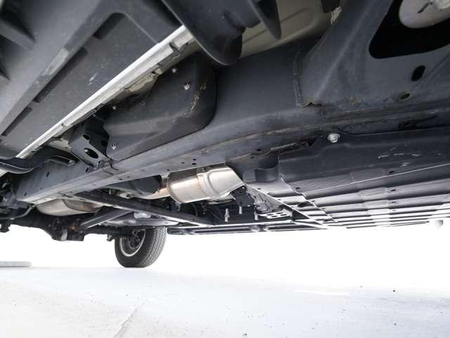 トライトン ＧＳＲ　純正スマホ連携ナビ　マルチアラウンドモニター　前後ドライブレコーダー　ＥＴＣ　マイパイロット　シートヒーター　レーンキープアシスト　本革シート（39枚目）