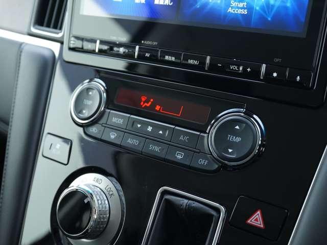 デリカＤ：５ Ｐ　純正１０．１型ナビ　ＥＴＣ　ドライブレコーダー　電動シート　電動リアゲート　両側電動スライドドア　シートヒーター　レーンキープアシスト　パドルシフト（26枚目）